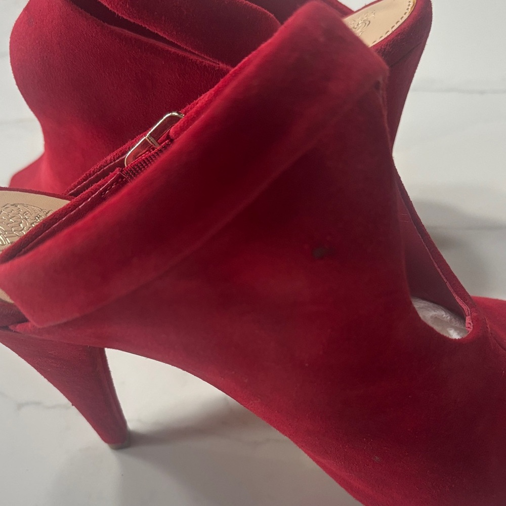 Elegant Red Suede Peep-Toe Heels - Picture 9 of 17